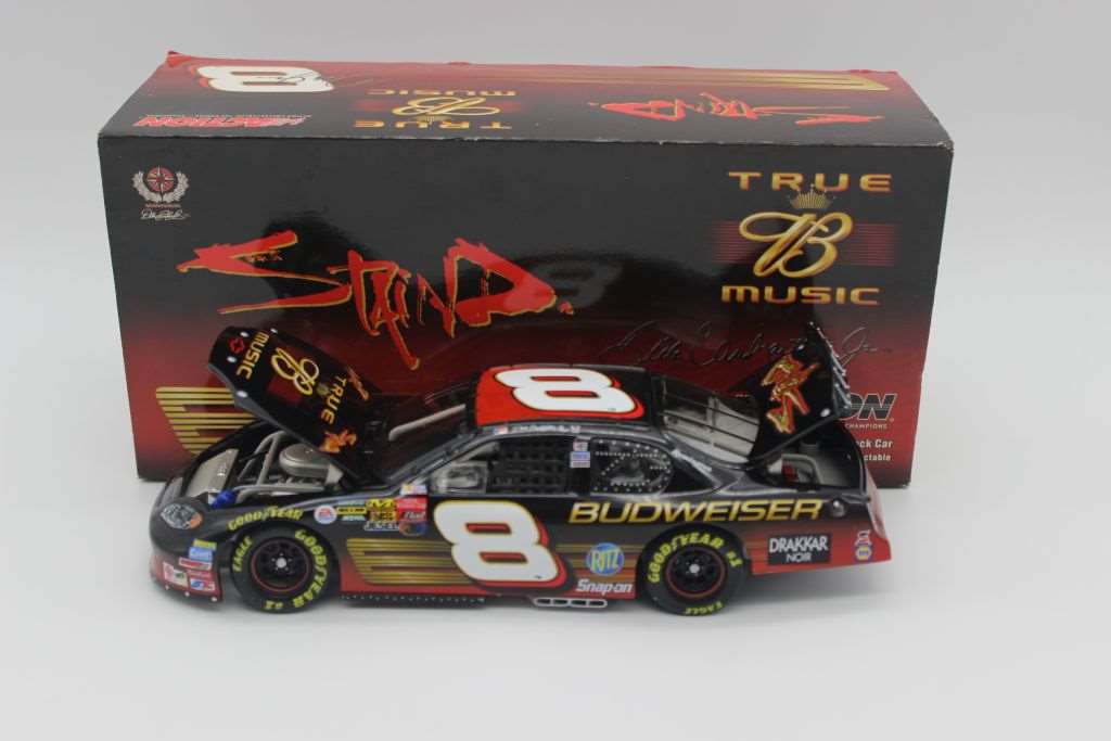 Dale Earnhardt Jr. 2003 Budweiser / Staind 1:24 Nascar Diecast