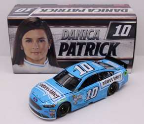 Danica Patrick 2017 Natures Bakery 1:24 Nascar Diecast Danica Patrick Nascar Diecast,2017 Nascar Diecast,1:24 Scale Diecast, Natures Bakery pre order diecast