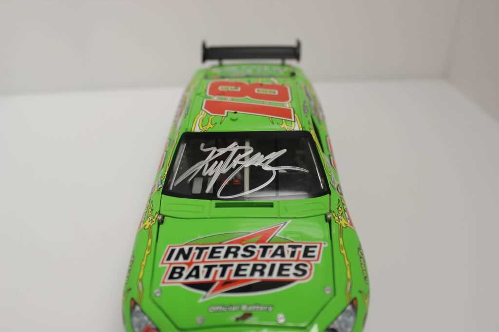 Kyle Busch Autographed 2009 Interstate Batteries 1:24 Nascar